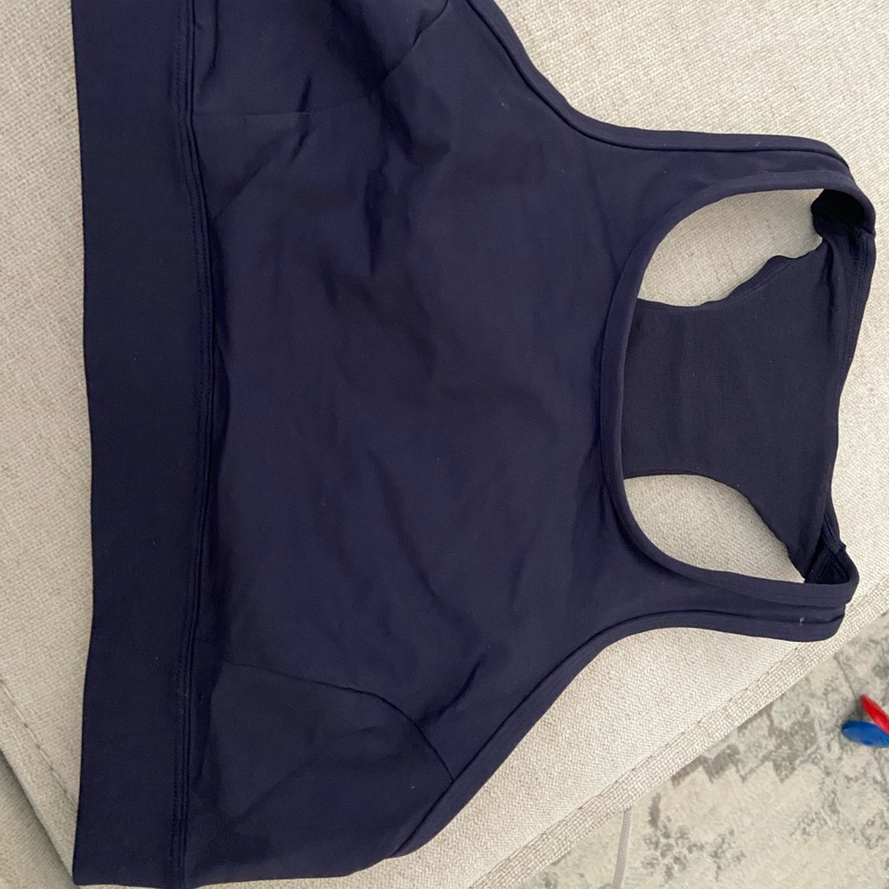 Lululemon navy sports bra. Size 10. Like new.